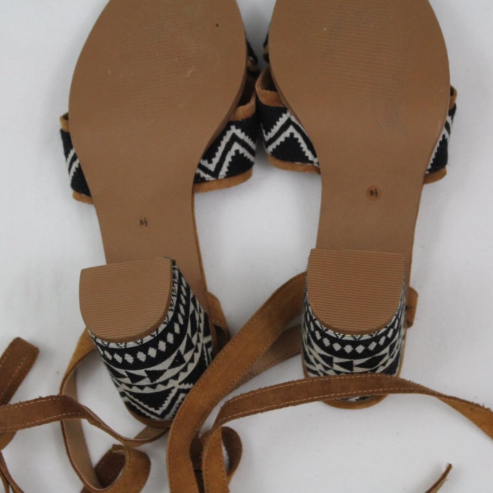 Bettye Muller Tan & Black Tie Up Sandals Shoes - Picture 16 of 16
